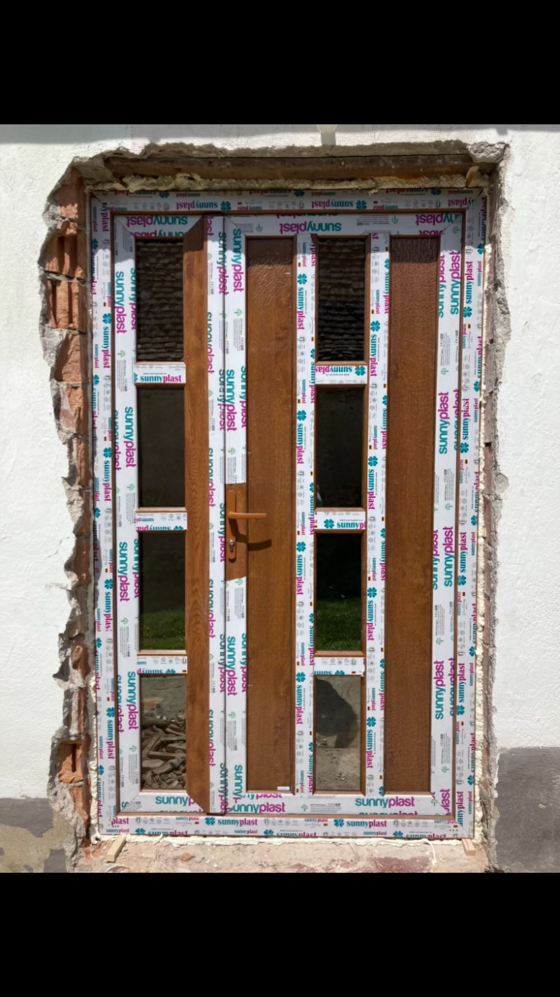 Ușă de intrare securizată Vilă Premium Tudor